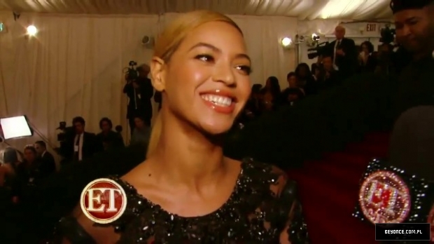 Beyonce_full_Interview_ET_on_Met_Gala_2012_HD__BeyonceTribe_188.jpg