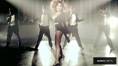 Beyonce-Love-On-Top_mp4_snapshot_03_03_5B2011_10_29_22_17_565D.jpg