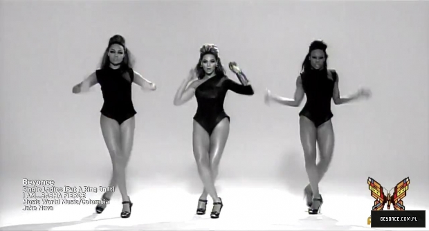 Beyonce_-_Single_Ladies_28Put_A_Ring_On_It29_28OFFICIAL_VIDEO29_28Palladia29_5BHD_720p5D_mp40098.jpg
