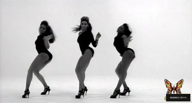 Beyonce_-_Single_Ladies_28Put_A_Ring_On_It29_28OFFICIAL_VIDEO29_28Palladia29_5BHD_720p5D_mp40160.jpg