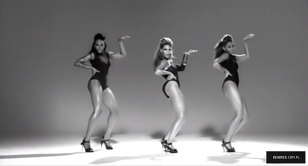 Beyonce_-_Single_Ladies_28Put_A_Ring_On_It29_28OFFICIAL_VIDEO29_28Palladia29_5BHD_720p5D_mp40386.jpg