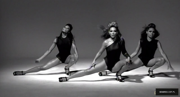 Beyonce_-_Single_Ladies_28Put_A_Ring_On_It29_28OFFICIAL_VIDEO29_28Palladia29_5BHD_720p5D_mp40566.jpg
