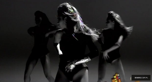 Beyonce_-_Single_Ladies_28Put_A_Ring_On_It29_28OFFICIAL_VIDEO29_28Palladia29_5BHD_720p5D_mp41783.jpg