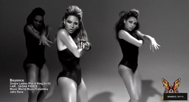 Beyonce_-_Single_Ladies_28Put_A_Ring_On_It29_28OFFICIAL_VIDEO29_28Palladia29_5BHD_720p5D_mp41821.jpg