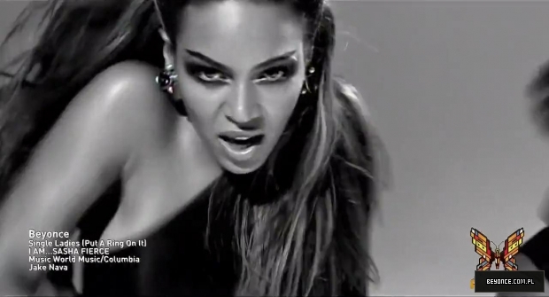 Beyonce_-_Single_Ladies_28Put_A_Ring_On_It29_28OFFICIAL_VIDEO29_28Palladia29_5BHD_720p5D_mp41855.jpg