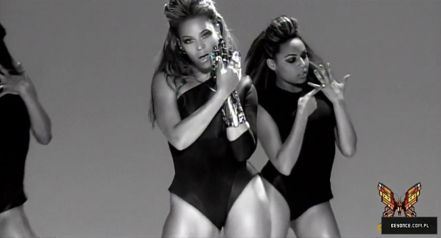 Beyonce_-_Single_Ladies_28Put_A_Ring_On_It29_28OFFICIAL_VIDEO29_28Palladia29_5BHD_720p5D_mp41890.jpg