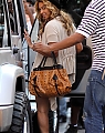 10907_Beyonce_Leaving_Lure_Restaurant_in_NYC_September_11_2010_11_122_1010lo.jpg
