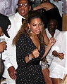 25633_Mariah_Carey_and_Beyonce_have_spending_the_New_Year_together-10_122_887lo.jpg