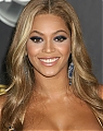 66165_celeb-city_eu_Beyonce_Knowles_at_2007_American_Music_Awards_76_122_122_370lo.jpg
