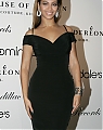 95703_Beyonce_promotes_her_House_of_Dereon_dress_collection_at_Bloomingdale-16_122_97lo.JPG