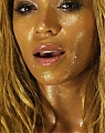 Beyonce-1-1HD-onyvideos_com_mp4_snapshot_00_29_5B2011_08_26_23_01_415D.jpg