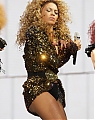 Beyonce2BKnowles2BGlastonbury2BFestival2B20112BurJGsEJ-1Lcl.jpg