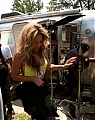Beyonce_Behind_the_scenes_Party_video-HD-onyvideos_com_mp4_snapshot_00_43_5B2011_11_22_10_58_445D.jpg