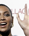Beyonce_Knowles_-_Premiere_of_93Cadillac_Records48_CU_ISA_04_122_8lo.jpg