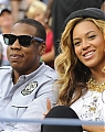 Jay-Z-et-Beyonce-lors-de-la-finale-de-l-US-Open-a-New-York-le-12-septembre-2d011_portrait_w674.jpg