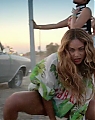 Nicki_Minaj_feat__Beyonce_-_Feeling_Myself_28TIDAL_1080p29_WEB-RIP_HDMania_ts0994.jpg