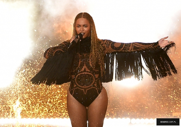 Beyonce-Hair-2016-BET-Awards_28329.jpg