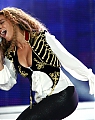 16895_celeb-city_org_Beyonce_at_the_World_Music_Awards_2008_24_122_419lo.jpg