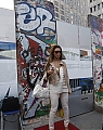 28347_Beyonce_Knowles_in_front_of_Berlin_Wall__Reby__03_123_135lo.jpg