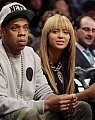 7463-beyonce-and-jay-z-watched-the-brooklyn-592x0-1.jpg