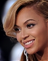 Beyonce2BKnowles2B20112BMTV2BVideo2BMusic2BAwards2BBCOnhYqoLrMx.jpg
