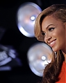 Beyonce2BKnowles2B20112BMTV2BVideo2BMusic2BAwards2BahXK3neiOPLx.jpg