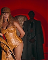 Beyonce2C_JAY-Z_-_APESHIT_28TIDAL-1080p-DETOX29_ts0885.jpg