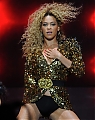 Beyonce_Knowles_-_LIVE___Glastonbury_Festival_-_Worthy_Farm_-_260611_121.jpg