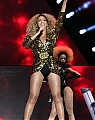 Beyonce_Knowles_-_LIVE___Glastonbury_Festival_-_Worthy_Farm_-_260611_128.jpg