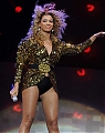 Beyonce_Knowles_-_LIVE___Glastonbury_Festival_-_Worthy_Farm_-_260611_141.jpg