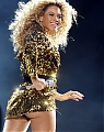 Beyonce_Knowles_-_LIVE___Glastonbury_Festival_-_Worthy_Farm_-_260611_162.jpg