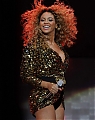 Beyonce_Knowles_-_LIVE___Glastonbury_Festival_-_Worthy_Farm_-_260611_176.jpg