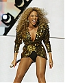 Beyonce_Knowles_-_LIVE___Glastonbury_Festival_-_Worthy_Farm_-_260611_229.jpg