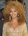Frisuren-Beyonce-Langhaarfrisur-Locken-Volumen-Featureflash-Photo-Agency-Shutterstock_com-2.jpg