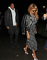 Beyonce-and-Jay-Z-on-an-evening-visit-to-Regents-Park3.jpg