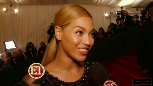 Beyonce_full_Interview_ET_on_Met_Gala_2012_HD__BeyonceTribe_064.jpg