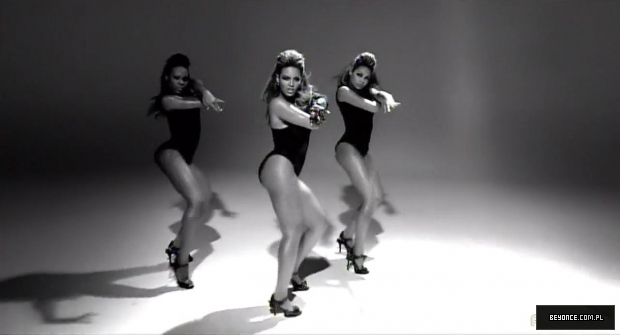 Beyonce_-_Single_Ladies_28Put_A_Ring_On_It29_28OFFICIAL_VIDEO29_28Palladia29_5BHD_720p5D_mp41725.jpg