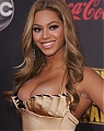 67142_celeb-city_eu_Beyonce_Knowles_at_2007_American_Music_Awards_36_122_122_666lo.jpg