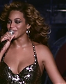 Beyonce-I-Was-Here-28Live-at-Roseland29-onyvideos_com_mp4_snapshot_00_09_5B2011_11_17_13_19_285D.jpg