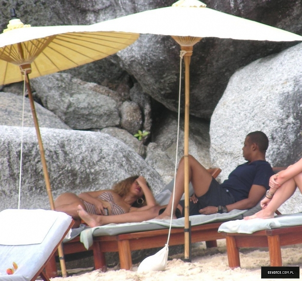 Beyonce-Jay-Z-Vacation-Thailand-2015-Pictures_28229.jpg