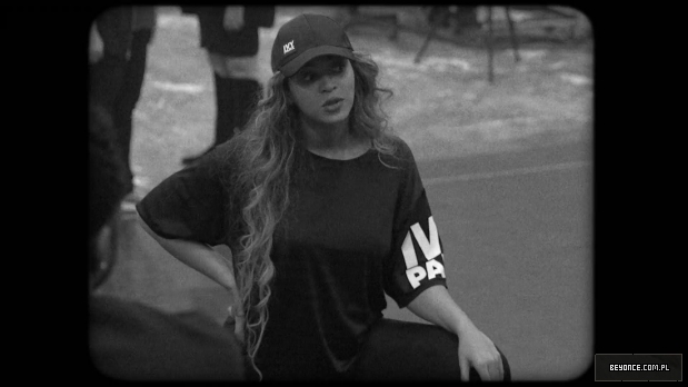 HOMECOMING_A_film_by_Beyonce_2019_1080p_NF_WEB-DL_DDP5_1_x264-NTG_mkv_001033074.jpg