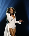 61969_Beyonce_Onstage_during_the_2009_BET_Awards_LA_280609_035_122_370lo.jpg
