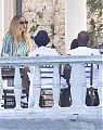 72549847-12235329-Chatting_Beyonce_was_seen_chatting_as_she_and_the_guests_all_sat-a-112_1687820883640.jpg