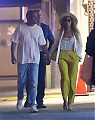 Beyonce_and_Jay_Z_were_spotted_out_in_New_York_City_-_May_26__2016_21.JPG
